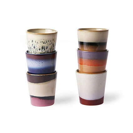 HK Living 70's ACE6857 mok 200 ml aardewerk Dunes-Air-Sunset-Frost-Tornado-Hail 6-delig HK Living 70's ACE6857 Mok 200 Ml Aardewerk Dunes-Air-Sunset-Frost-Tornado-Hail 6-delig -Thee En Koffie Winkel hk living 70 s mok 200 ml aardewerk set van 6