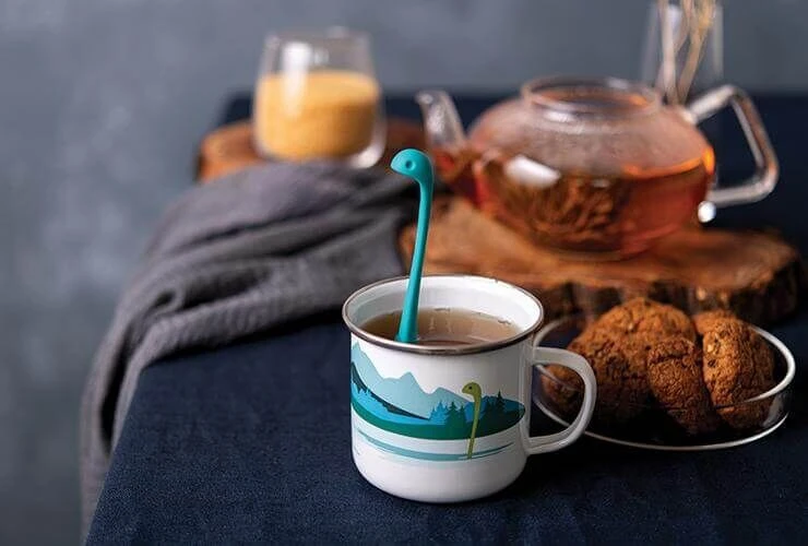 Ototo Cup of Nessie theeinfuser en beker kunststof/emaille blauw Ototo Cup Of Nessie Theeinfuser En Beker Kunststof/emaille Blauw -Thee En Koffie Winkel ot ot920 2