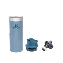 Stanley The Trigger-Action Travel Mug 350 Ml Hammertone Ice 2 Stanley The Trigger-Action Travel Mug 350 Ml Hammertone Ice -Thee En Koffie Winkel pol pm kubek termiczny trigger 0 35l niebieski stanley 43132 4 1